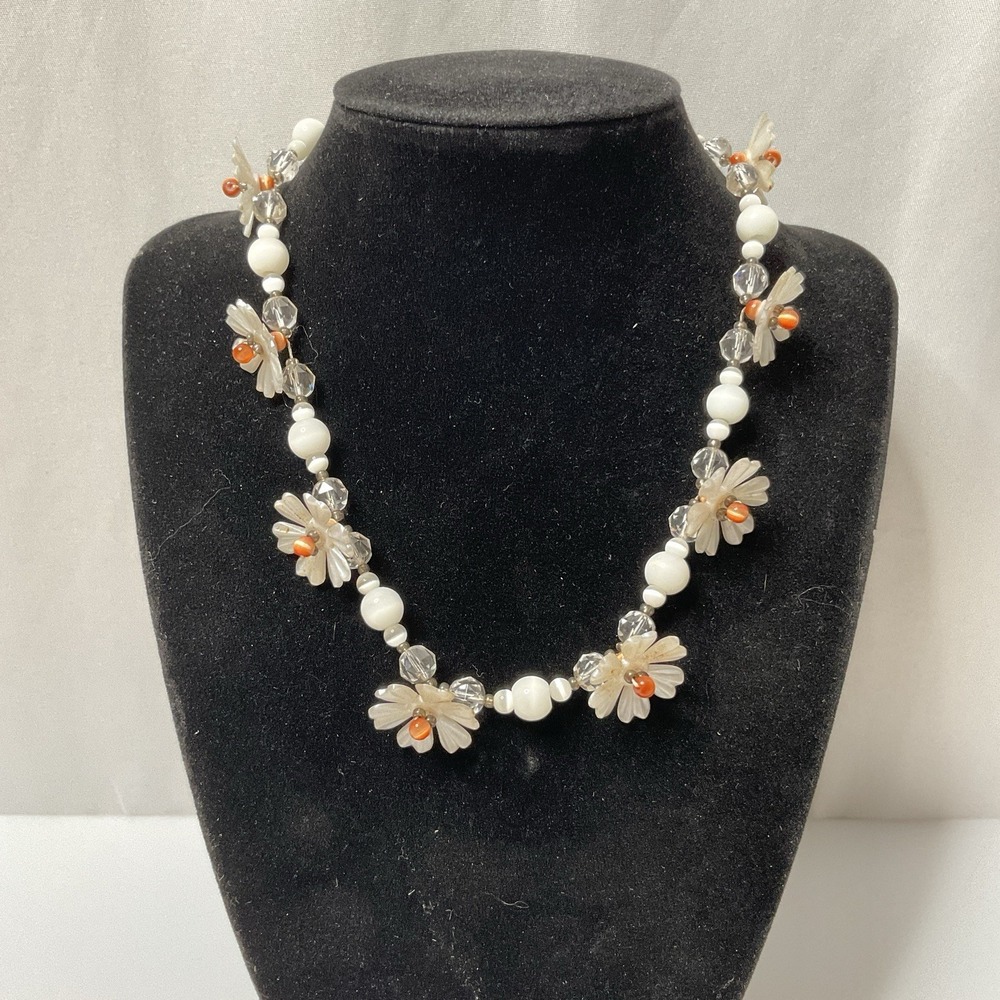 Vintage Mother of Pearl Daisy Flower Necklace Glass Cats Eye Choker 15" Romantic - Picture 2 of 12